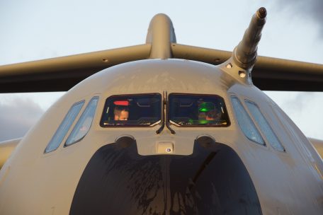 Bei der Landung auf Findel saß ein Luxemburger Co-Pilot hinter dem Steuerknüppel. Aktuell sind vier Piloten und zwei Loadmaster der Luxemburger Armee in Belgien im Einsatz.