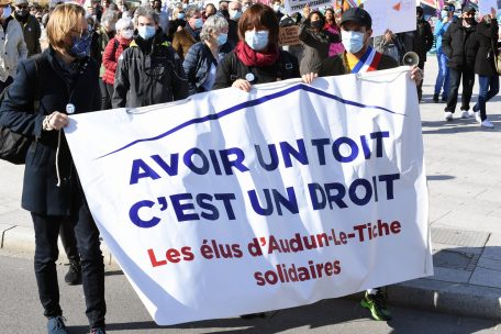 Viviane Fattorelli, Bürgermeisterin der französischen Grenzgemeinde Audun-le-Tiche (M.), erklärte, dass sich die Wohnungsnot in Luxemburg auch negativ auf die Grenzregion auswirke