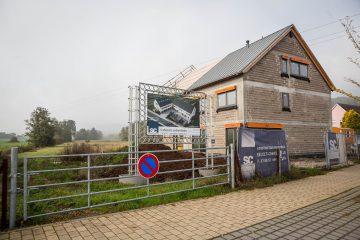 Wohnungsbau / Gemeinde Schüttringen nimmt Konkurrenzkampf gegen Privatinvestoren auf