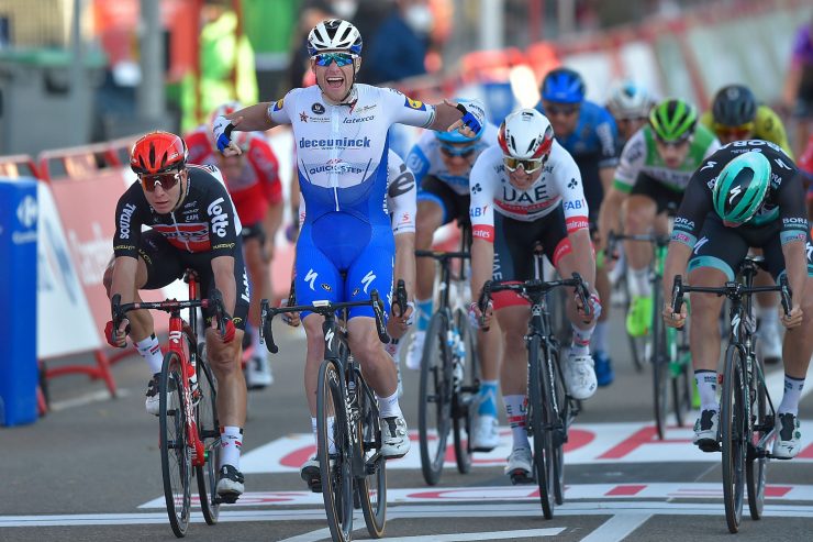Vuelta / 9. Etappe: Ackermann siegt nach Bennett-Bestrafung, Carapaz weiter in Rot