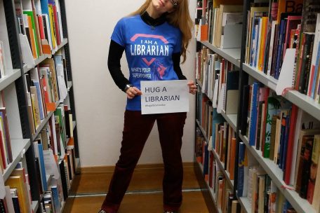 Daphné Boehles ist seit 15 Jahren als Bibliothekarin tätig und berät als „Bib-Mama“ die Jugend auf ihrem Weg ins BAD-Milieu