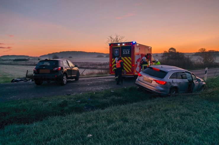 Polizeimeldung / Verkehrsunfall zwischen Noerdingen und Niederpallen