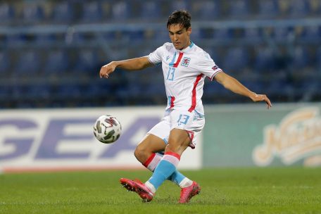 Linksverteidiger  / Mit beiden Füßen auf dem Boden: Dirk Carlson über Spielpraxis und die Nations League