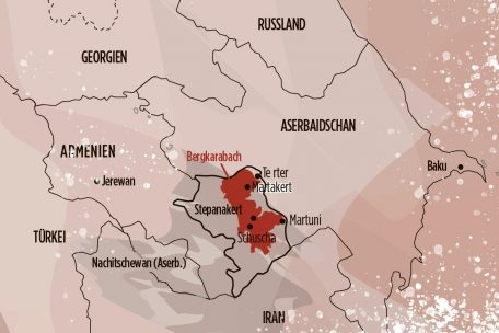Das eingezeichnete Gebiet ist das der Republik Bergkarabach – mit dem Friedensvertrag muss Armenien Gebiete räumen