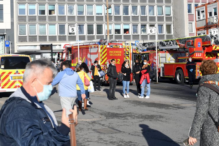 Polizei / Luxemburger Hauptbahnhof wegen Schwelbrand im Keller evakuiert