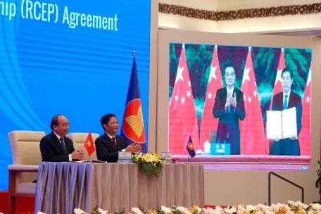 Handelskrieg / Weltgrößter Freihandelspakt stärkt China und Asien-Pazifik-Region
