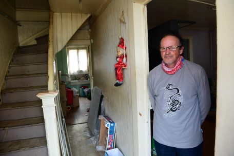 François Risch musste sein Haus nach 22 Jahren verlassen, weil es die gesetzlichen Kriterien von Sicherheit und Gesundheit nicht mehr erfüllt