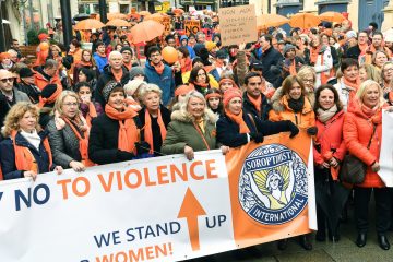 Orange Week / 25 Jahre Gleichheit: Kein Grund zum Feiern