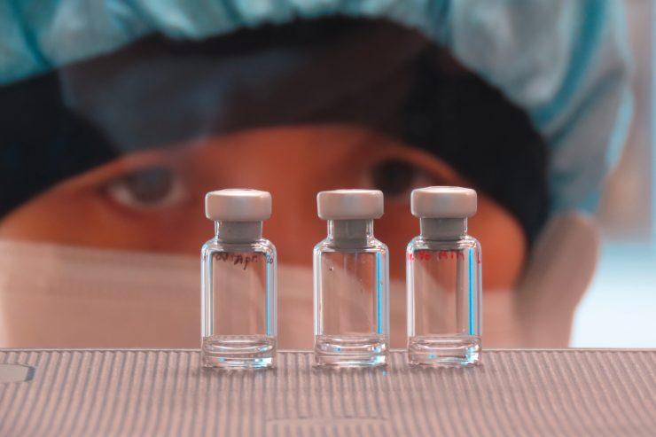AstraZeneca / Neuer Impfstoff hat 70 Prozent Wirksamkeit gegen Covid-19 – Luxemburg erwartet 420.000 Dosen