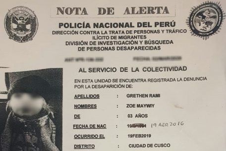 Nach fast anderthalb Jahren wird die peruanische Polizei plötzlich aktiv. Nach der Mutter wird inzwischen offiziell gefahndet. Sie ist mit Zoé in den Anden untergetaucht.