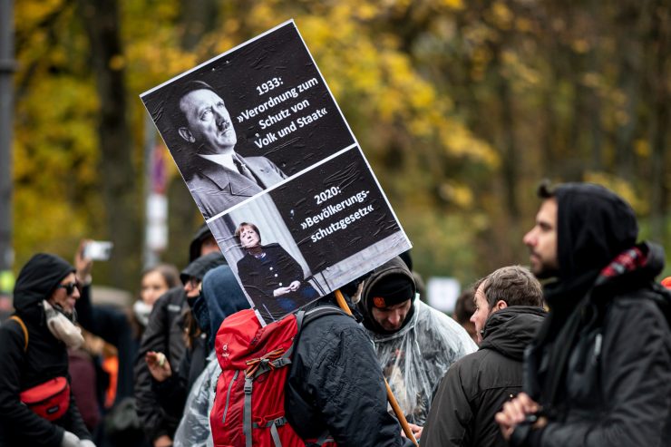 Antisemitismus / Jana aus Kassel hat sich nicht vertan – Warnung vor Abdriften der Corona-Proteste
