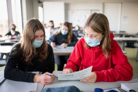 Schule / Wie die mobilen Teststationen funktionieren