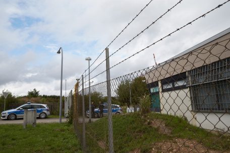 Illegales Datencenter / „Cyberbunker“-Prozess in Trier: Datenfund in Schengener Büro