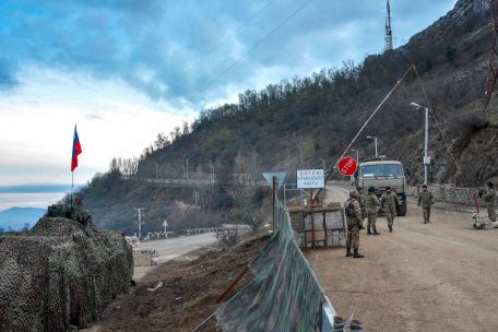 2.000 russische Friedenssoldaten sollen in Bergkarabach für Ordnung sorgen