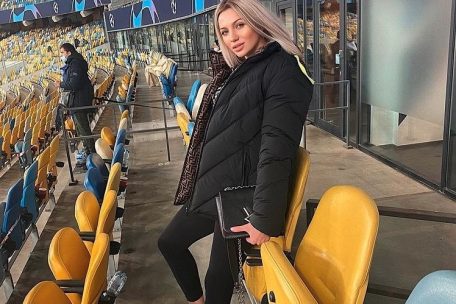 Sechs Wochen vor der Geburt: Olga Ianchuk wohnt dem Spiel von Gerson Rodrigues mit Dynamo Kiew gegen Juventus Turin bei