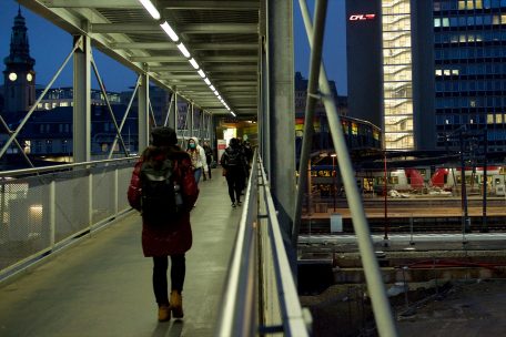 Das Drogengeschäft hat sich inzwischen auch auf die Passerelle verlagert