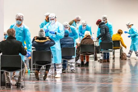 Österreich / An Kurz-Schnellschuss mit Massen-Coronatests kommen Zweifel auf