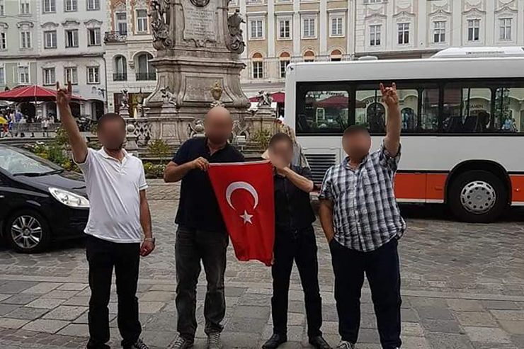 Agentenkrimi im Grauen Wolfsrudel / Türkischer Ex-Geheimdienstler packt spektakuläre Mordgeschichten aus