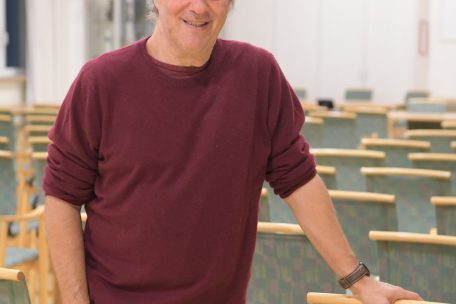 Vor einem Jahr war Bruno Humbeeck in Luxemburg Redner bei der Konferenz, die das „Centre psycho-social et d’accompagnement scolaire“ (Cepas) veranstaltet hatte. Das Thema lautete „Seinem Kind helfen, die Schule positiv zu erleben … Wie Eltern mit Lernschwierigkeiten umgehen sollten“.