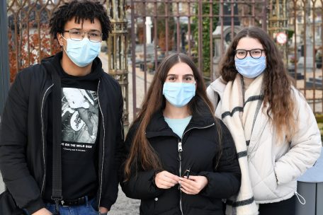 Noch sind die LTC-Schüler nicht davon überzeugt, dass die Tram ihnen einen Zeitgewinn bereiten wird