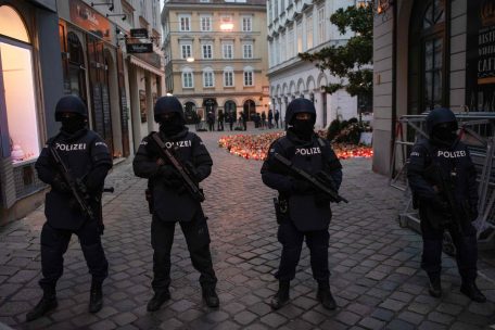Österreich / Verfassungsschützer schlägt Alarm: Gefährder nicht unter Kontrolle