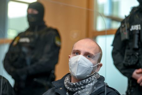 Deutschland / Lebenslang mit anschließender Sicherungsverwahrung für Stephan B.