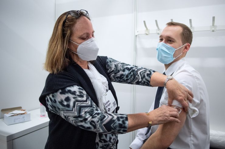Corona-Pandemie / „Das wird ein Marathon“: Luxemburg ist bereit, mit dem Impfen zu beginnen
