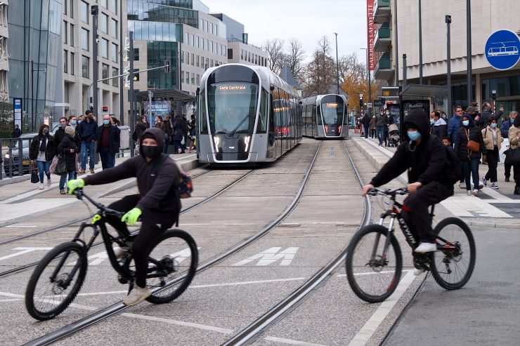 Retro 2020 / Das Jahr der Tram: Stadt Luxemburg kämpft mit dem Verkehr 