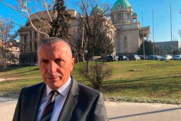 Serbien / Sechs Minderheitsabgeordnete sind im faktischen Einparteienstaat die parlamentarische Opposition