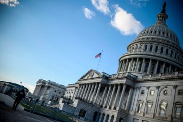 USA / Repräsentantenhaus überstimmt Trumps Veto gegen Verteidigungsetat