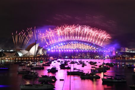 In Sydney wurde das traditionelle Feuerwerk einfach schon einige Tage vorher abgeschossen – und am Silvesterabend per TV ausgestrahlt.