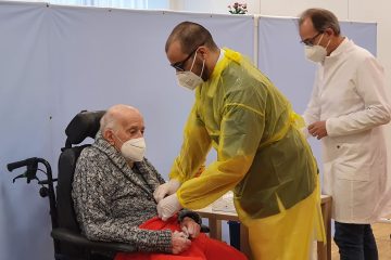 Pandemie / Die Impfkampagne in Luxemburgs Alters- und Pflegeheimen hat begonnen