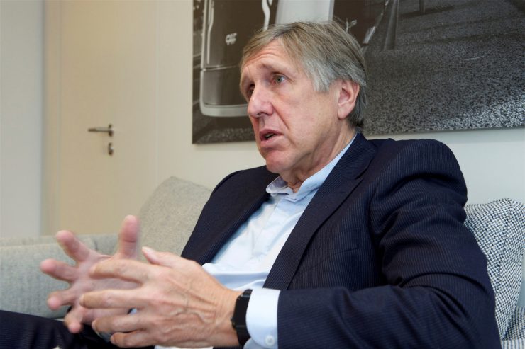 Straßenbau / 25 Straßenwärter als Gerichtspolizisten vereidigt