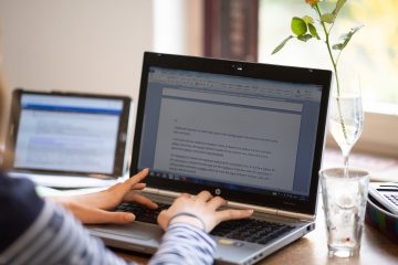 Distanzunterricht / Wie Eltern und Schüler das Homeschooling erleben