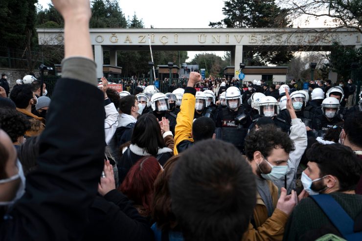 Türkei / Erdogan nennt protestierende Studenten „Terroristen“