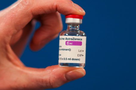 Drittes Präparat / EMA entscheidet am Freitag über Zulassung von Astrazeneca-Impfstoff