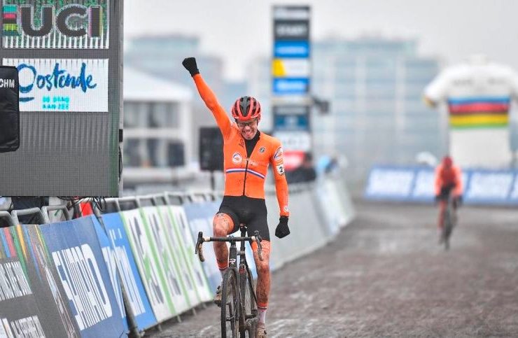 Cyclocross-WM / Niederländischer Doppelsieg im Rennen der U23 – Bettendorff und Pries weit abgeschlagen
