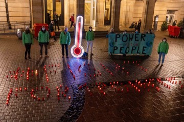 Jubiläum / Greenpeace: Fünf Jahre Pariser Klimaabkommen „kein Grund zum Feiern“