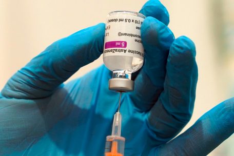 Corona / AstraZeneca liefert der EU nun doch mehr Impfstoff