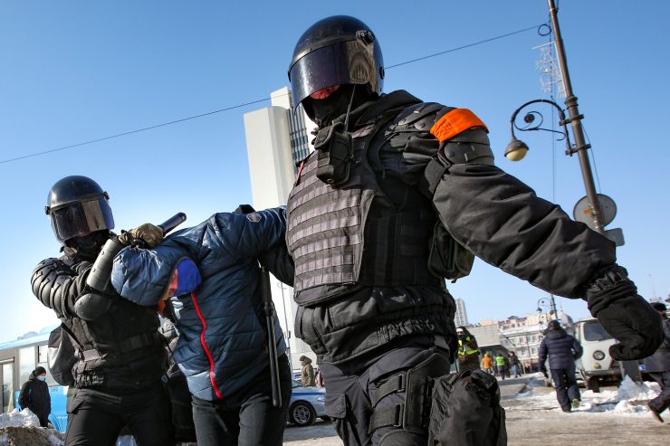 Innenpolitik / Mehr als 5.000 Festnahmen in Russland bei Nawalny-Protesten