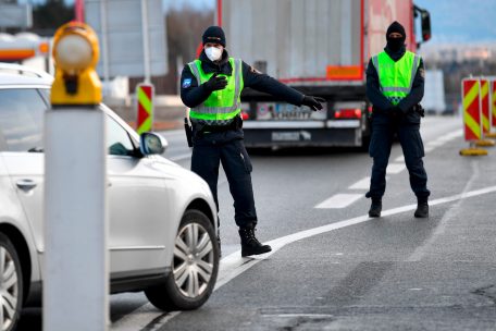 Reisen / Deutschland bereitet sich auf neue Grenzkontrollen vor