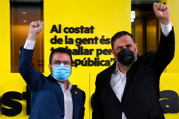Spanien / Separatisten in Katalonien bauen Mehrheit aus