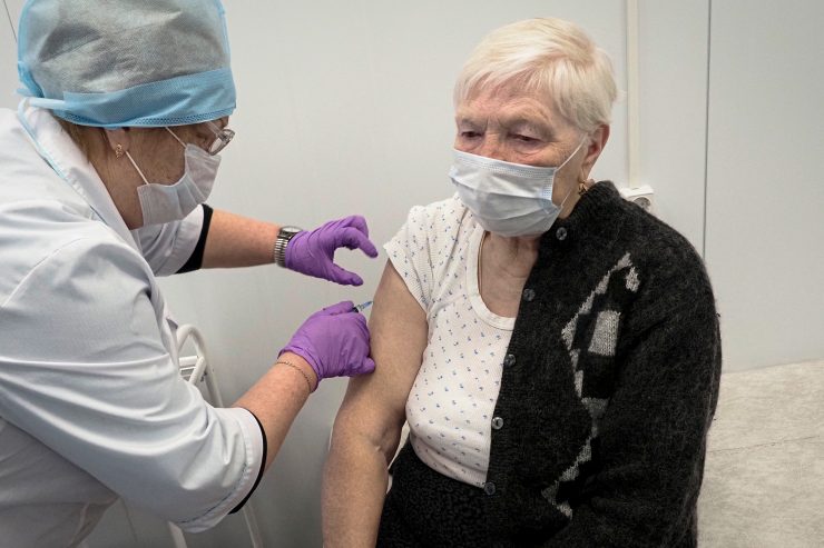 „Hëllef doheem“ / Stiftungsdirektor Benoît Holzem: Senioren sollen schnell auf die Impfeinladung reagieren