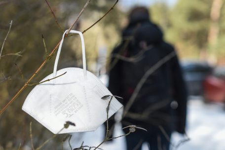 Österreich / Unternehmen mit Kontakt ins Kanzleramt verkaufte chinesische Masken als „Made in Austria“