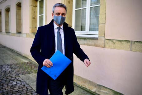 Neues Covid-Gesetz / Meisch zieht Text zu Schulschließungen wieder zurück