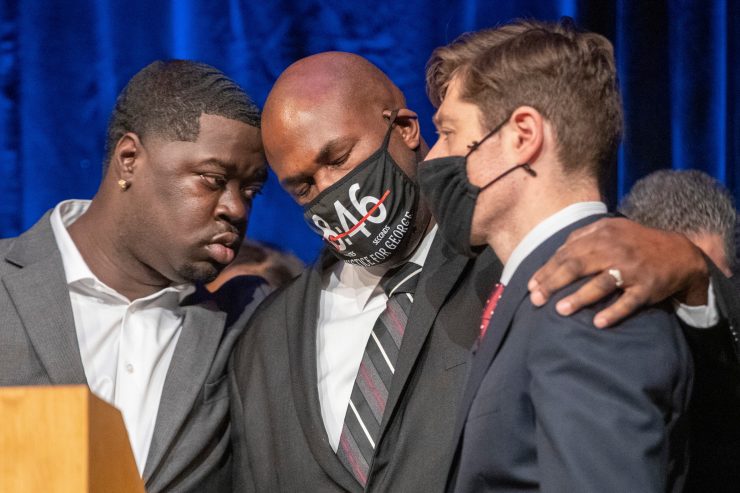 Polizeigewalt in den USA / Minneapolis einigt sich mit Floyd-Familie auf Millionen-Vergleich