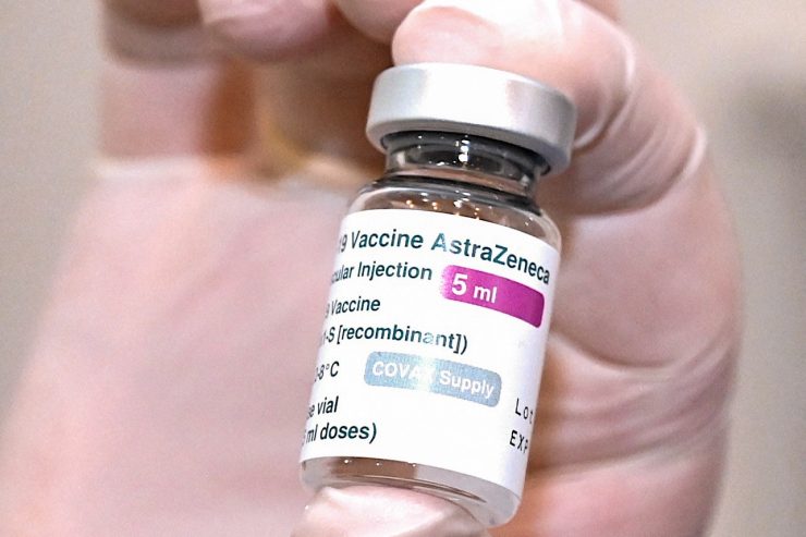 Nach Deutschland und Frankreich / Luxemburg setzt Impfungen mit AstraZeneca-Vakzin bis auf Weiteres aus