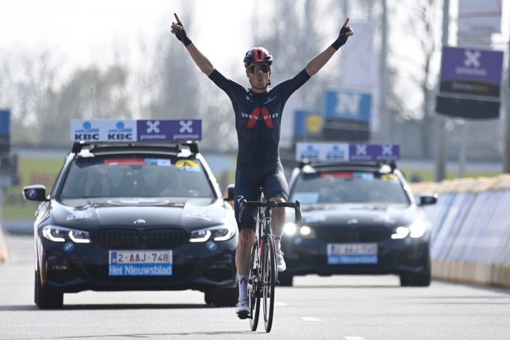 Radsport / Niederländer Van Baarle gewinnt Dwars Door Vlanderen: 51 einsame Kilometer zum Sieg