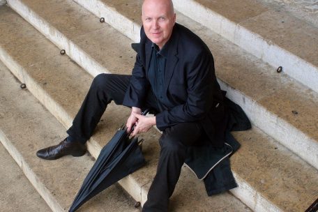 Jean-Philippe Toussaint est un écrivain et réalisateur belge