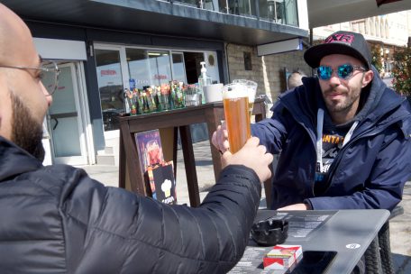 Bildergalerie / Sonnenwetter lässt Remicher Promenade aufleben – und sorgt für volle Terrassen